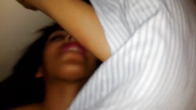 Puta chupando videos de lesbianas teens polla 01