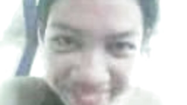 Viktoria Blonde y Eve Mendez culo a boca trío maduras haciendo tijeras