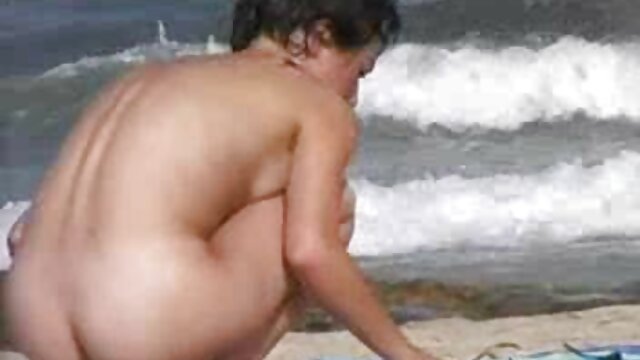 Amigas mamá le peludas lesvianas abre las piernas