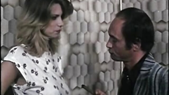 DDS lesbianas tetonas rubias # 10